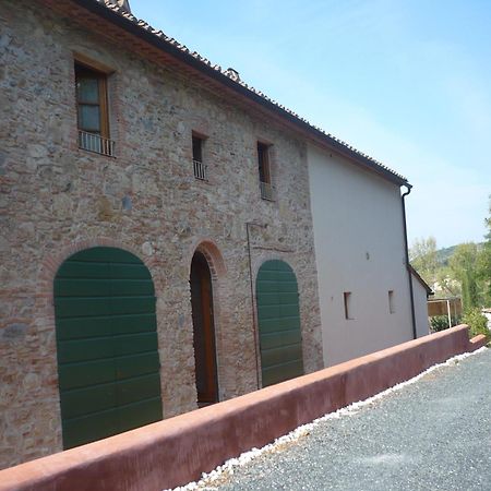 Casa Vacanze "Casale Al Pino" Riparbella Kültér fotó