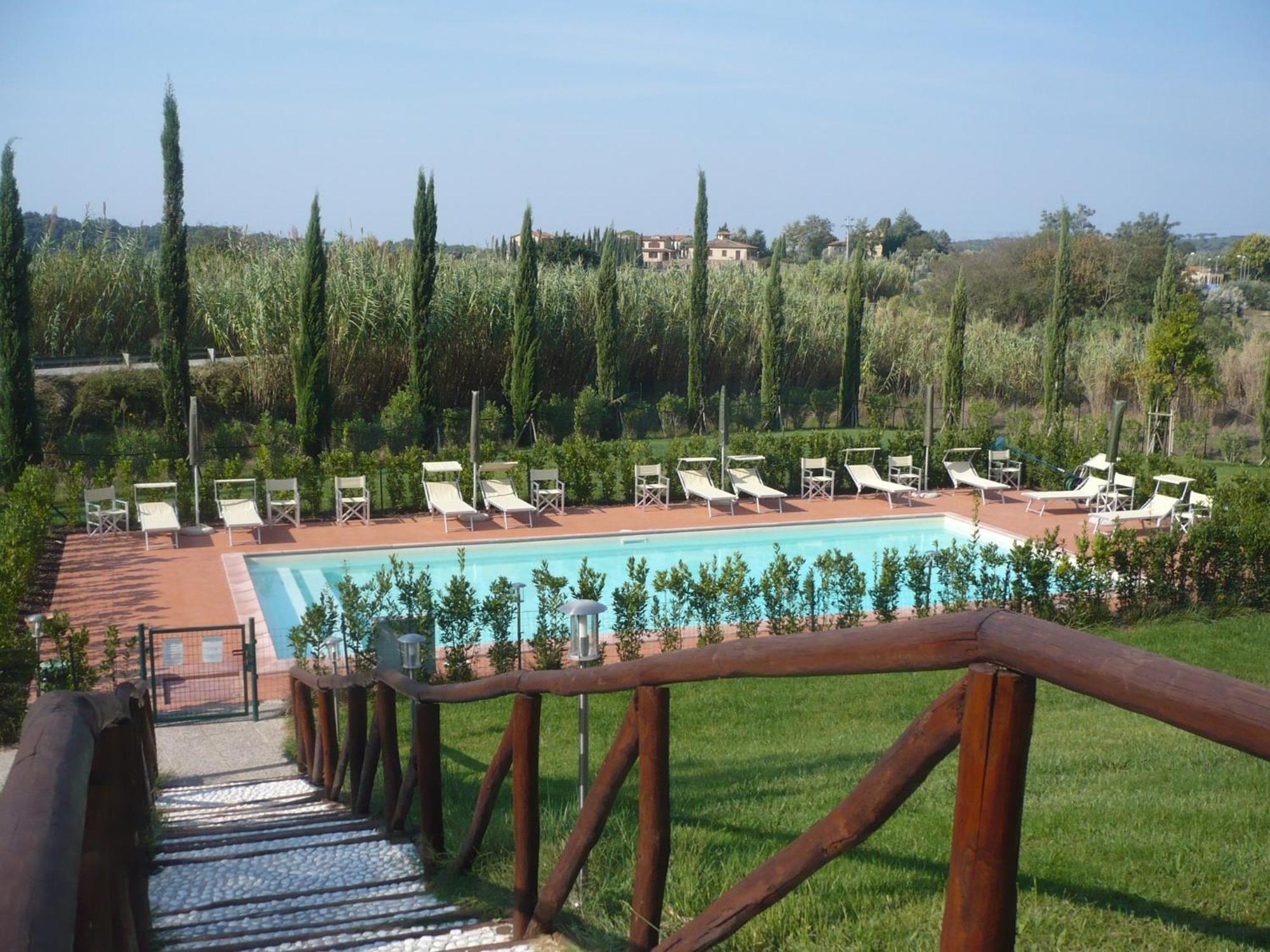 Casa Vacanze "Casale Al Pino" Riparbella Kültér fotó