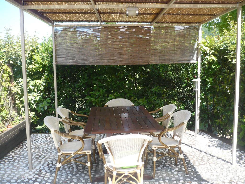 Casa Vacanze "Casale Al Pino" Riparbella Kültér fotó
