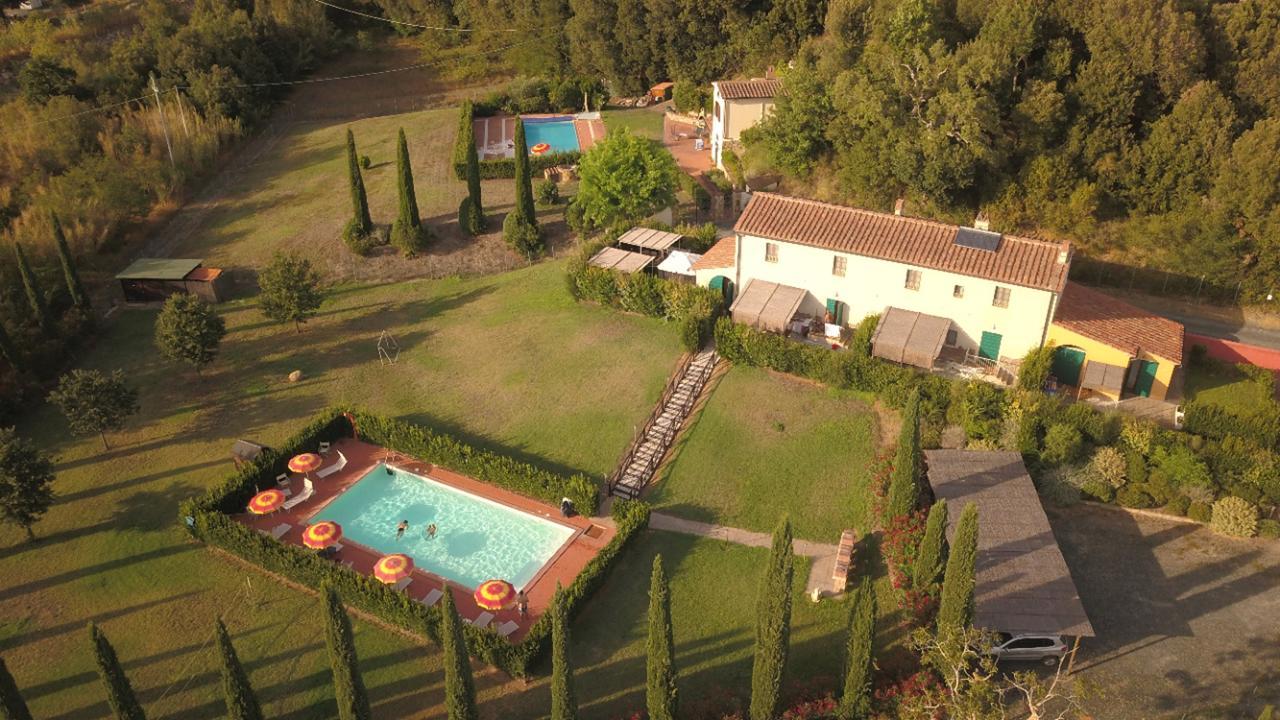 Casa Vacanze "Casale Al Pino" Riparbella Kültér fotó