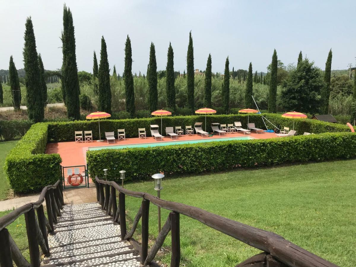 Casa Vacanze "Casale Al Pino" Riparbella Kültér fotó